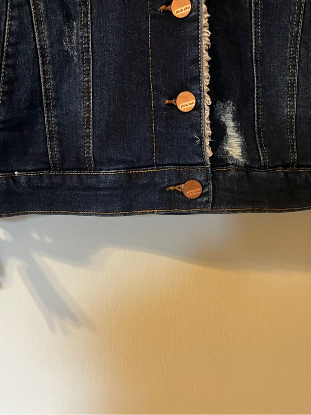 Dear John Indigo distressed darkDenim Jacket with Sherpa Lining large - Picture 6 of 14